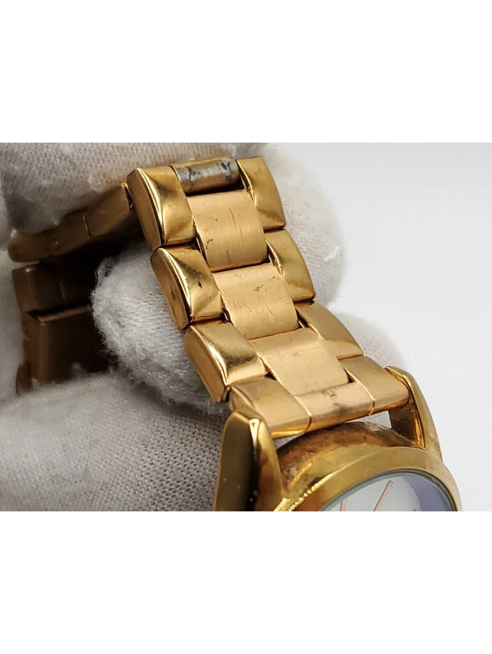 Redherring Quartz Watch New Battey Rose Gold Tone 34mm